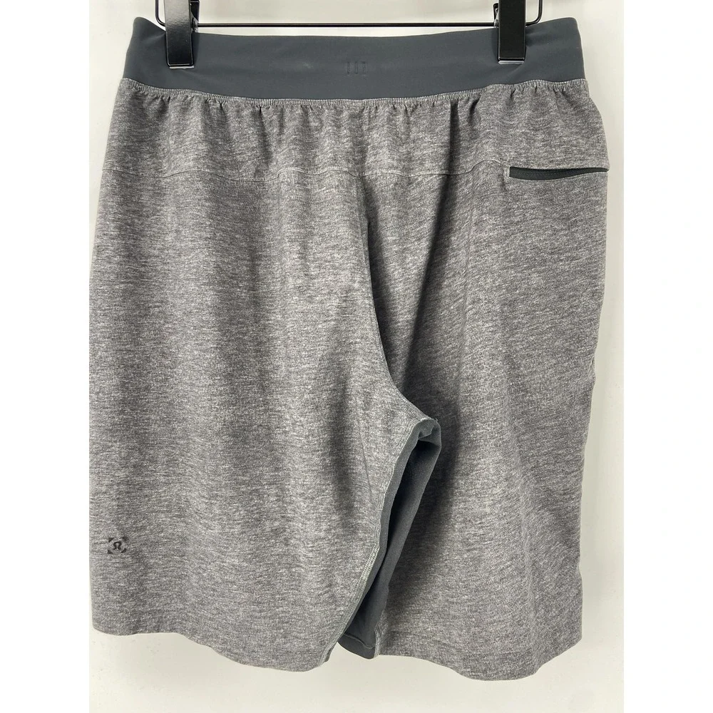 Lululemon THE‎ Shorts Mens Small Gray Athletic Knit Training Gym Running Stretch